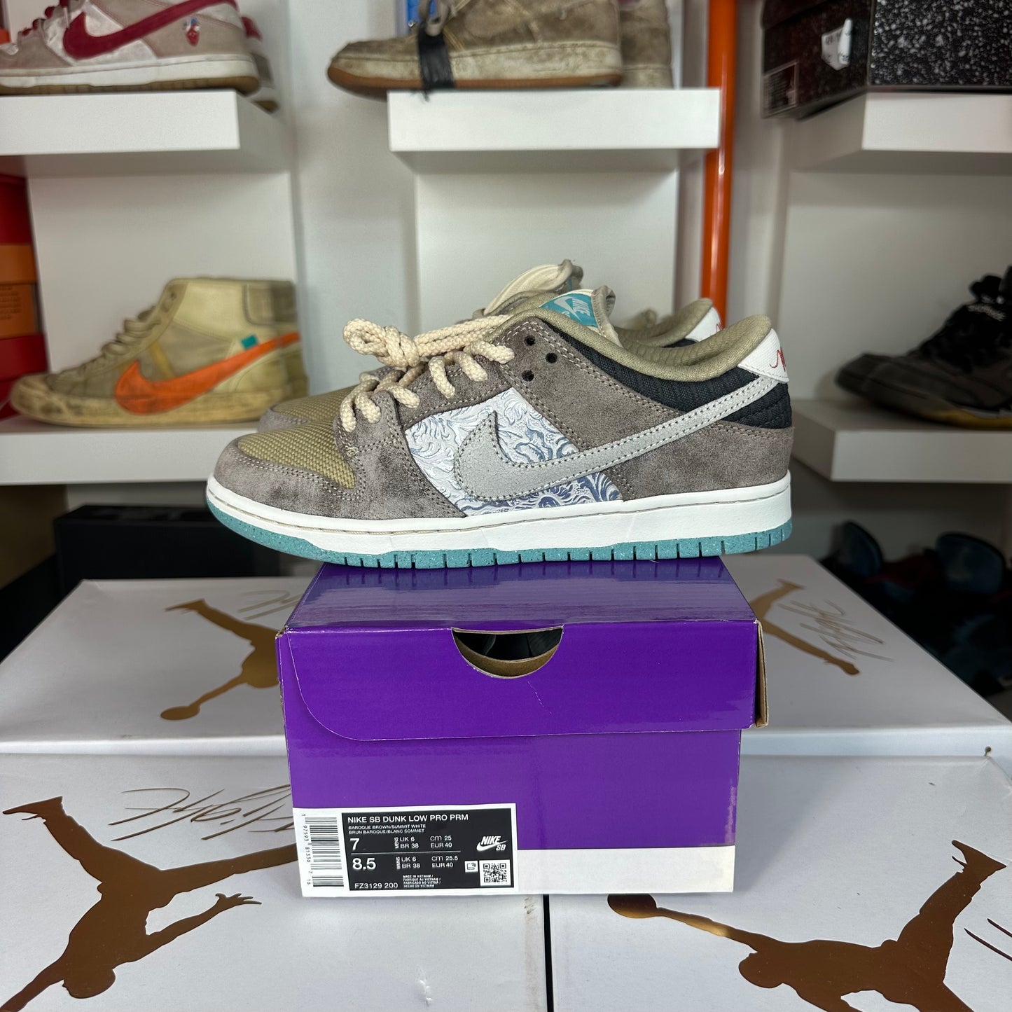 Nike Dunk Low SB Big MoneySavings